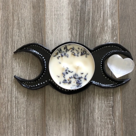 *Lavender Magic* 4oz Soy Wax Candle - Picture 3 of 8